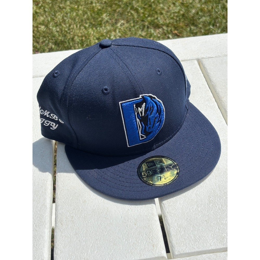 New Era 59FIFTY Dallas Mavericks Fitted Hat Navy Blue Size 7 5/8 Gumbo Eggy NBA